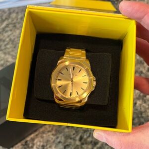 Invicta Speedway
Dominus Men's Watch - 42mm,
Gold